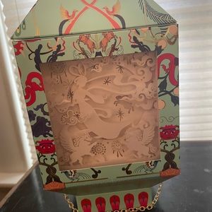 Lady M Netflix Over the Moon Cake Box